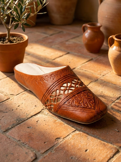 Sandali in Pelle Fatti a Mano — Bellezza Autentica ai Tuoi Piedi