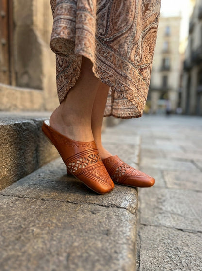 Sandali in Pelle Fatti a Mano — Bellezza Autentica ai Tuoi Piedi